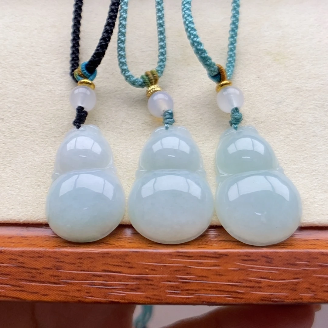 翡翠未镶嵌颈饰吊坠