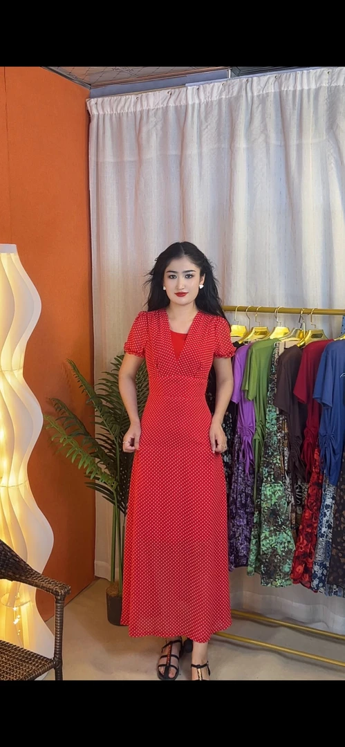 夏季V领女士连衣裙红色针织新中式套头扎染条纹女装