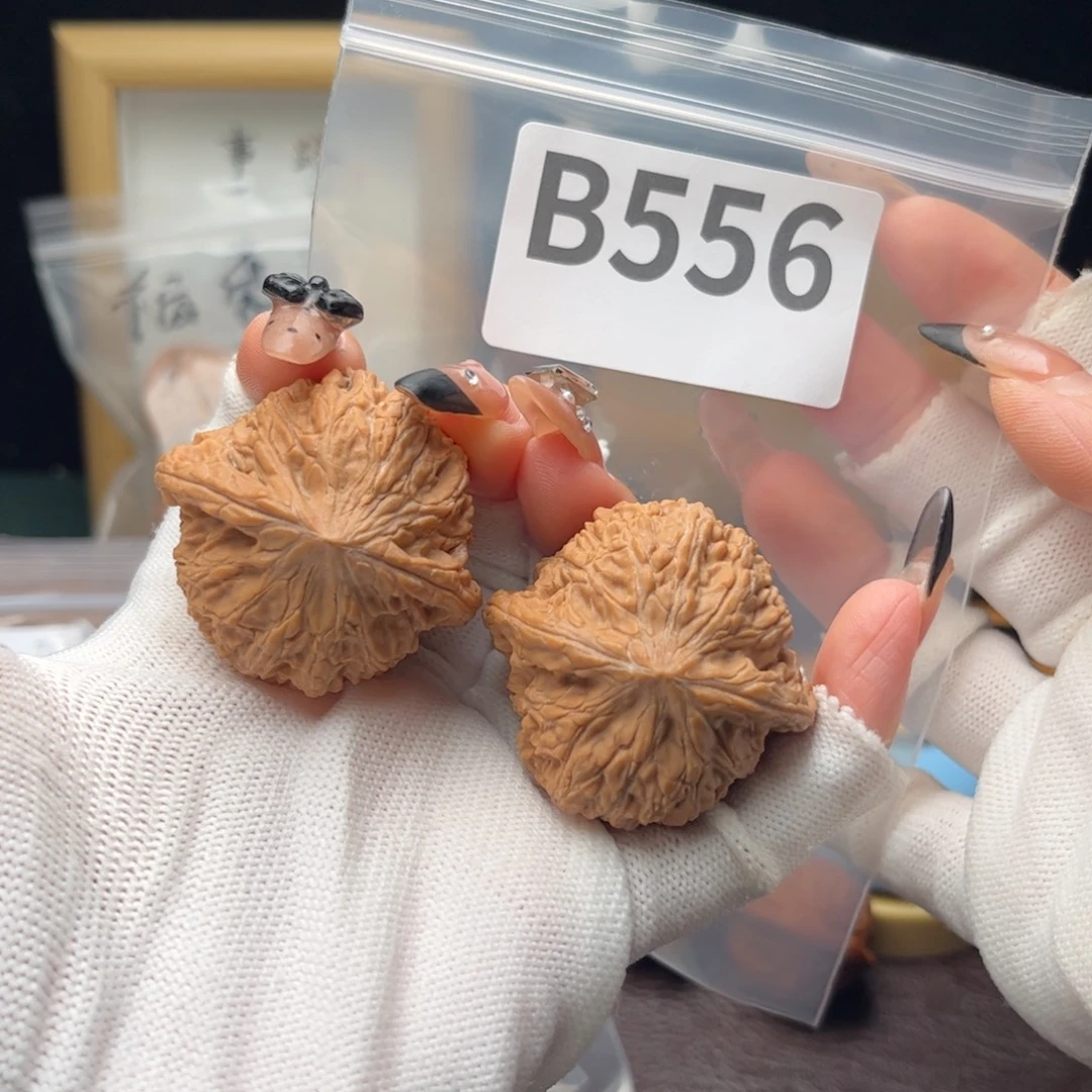 把件文玩核桃42绣球b556
