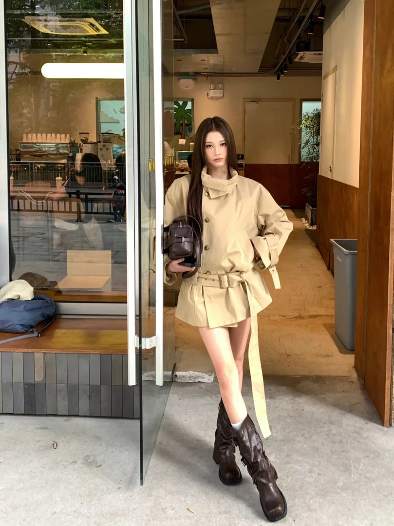 英伦风卡其色短款风衣外套女2025秋季新款收腰显瘦翻领百搭上衣