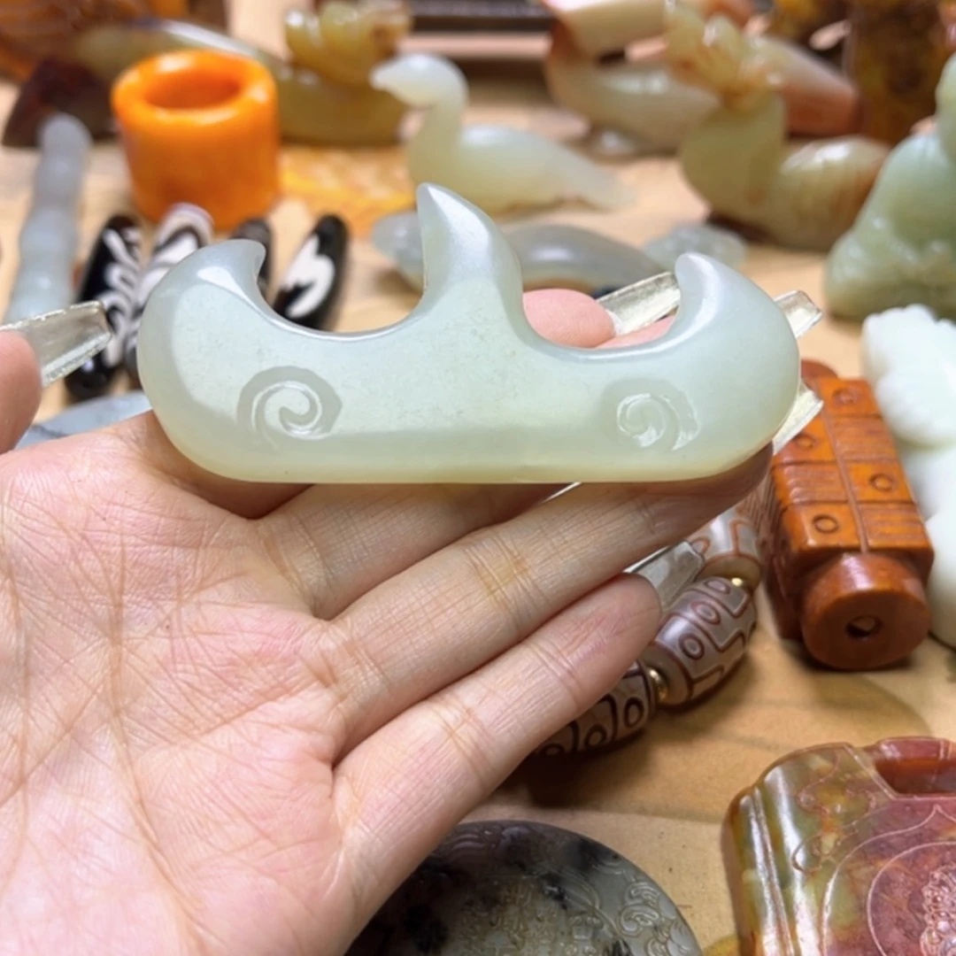 【闪购商品】蛇纹石玉颈饰未镶嵌