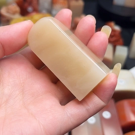 老挝石情***神老挝保利石印章