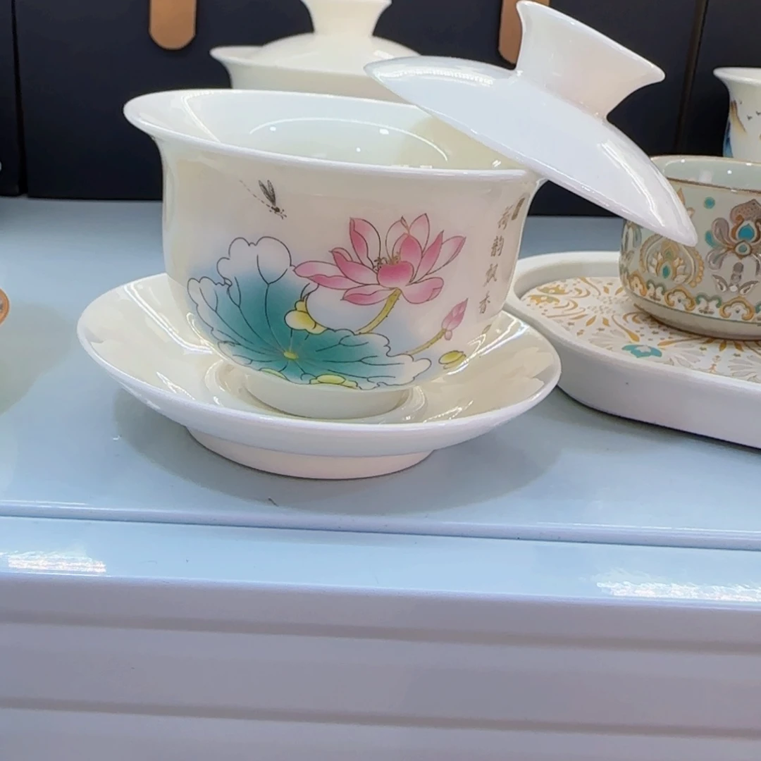 这些盖碗真好看！！！