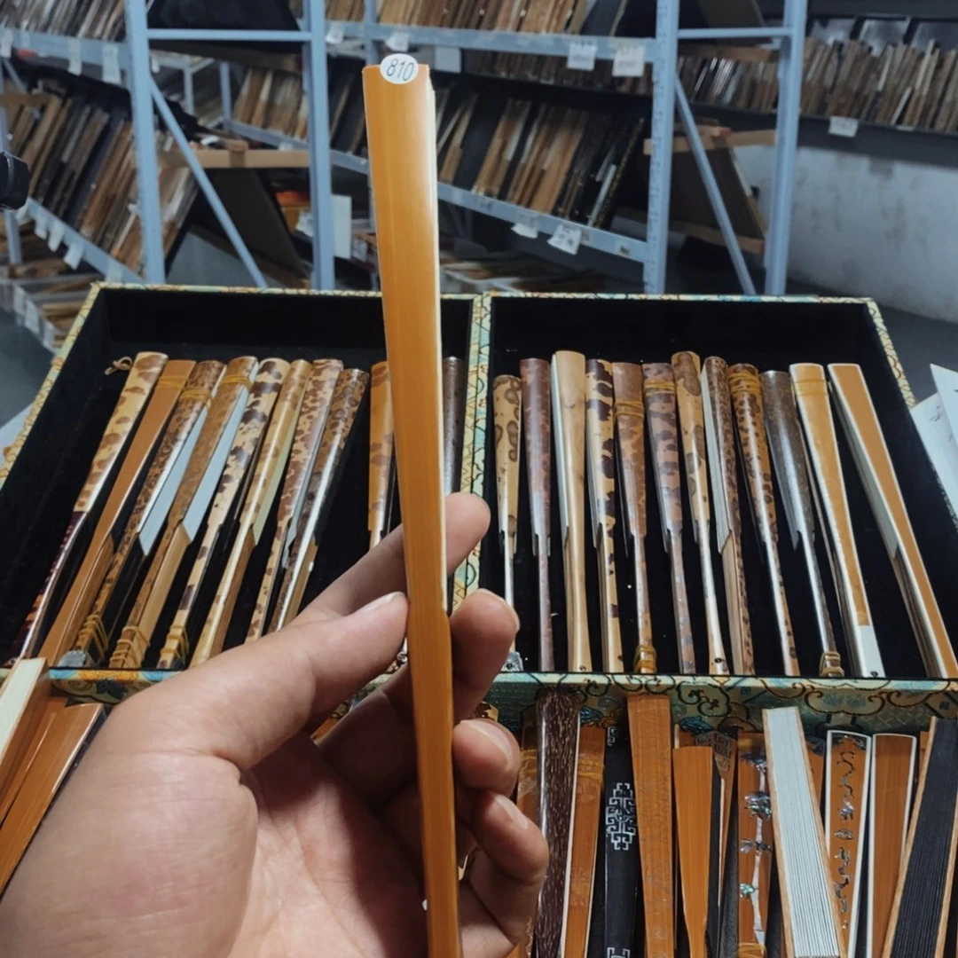 赵***以扇子57765567656889