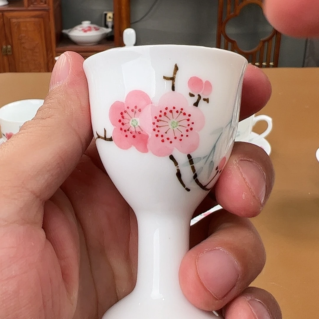 高白瓷翠竹红梅酒杯微瑕