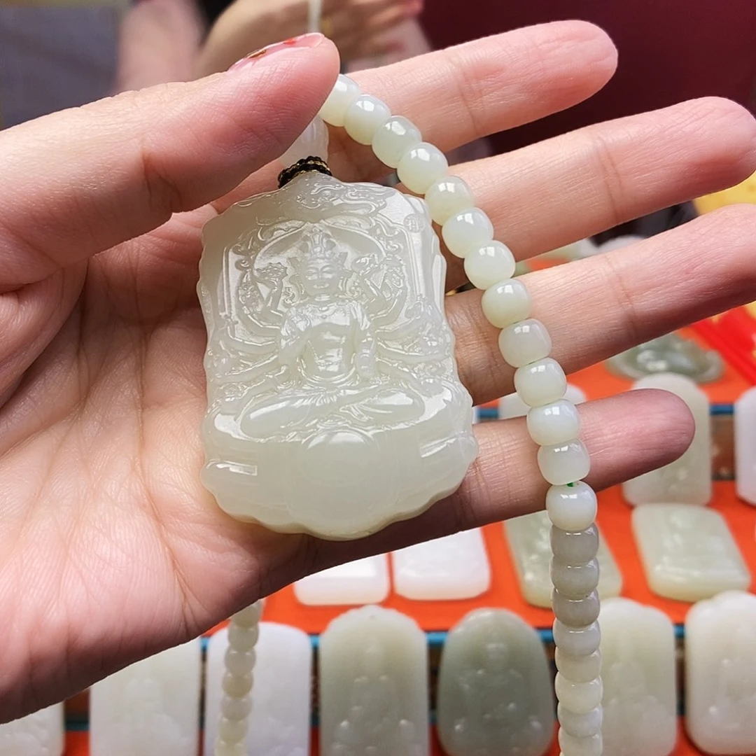 和田玉未镶嵌颈饰简**活