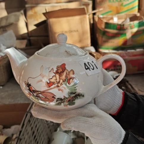 库存瓷片三打白骨精