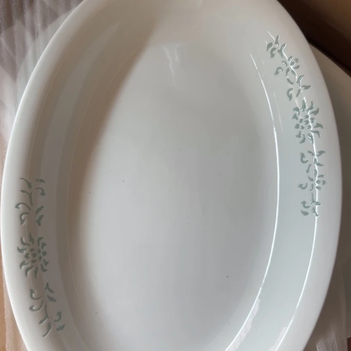 青瓷景德镇陶瓷青色鱼盘一个