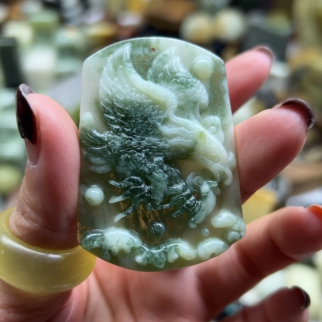 岫玉未镶嵌颈饰翠花料大展宏图