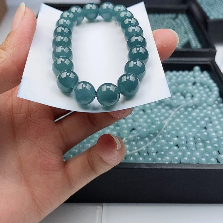 翡翠手链未镶嵌飘**青手链