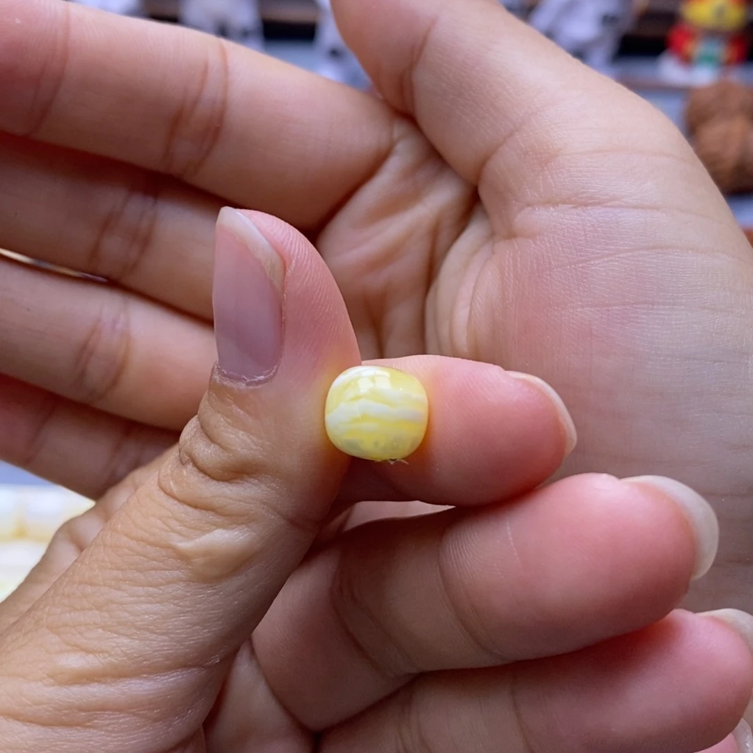 嘉***干琥珀未镶嵌珠宝奇石