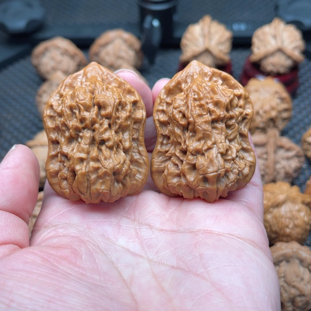 文玩核桃吊坠异形葫芦