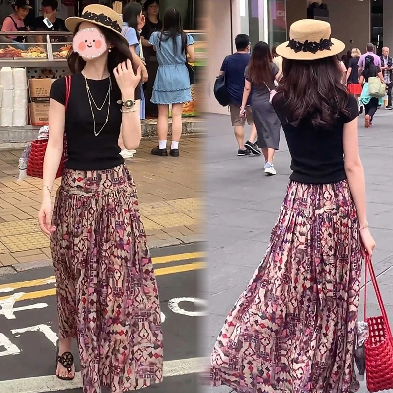 夏季女装2025新款套装气质显瘦黑色冰丝上衣碎花高腰半身裙两件套