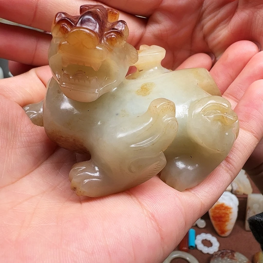 颈饰未镶嵌和田玉胡*生