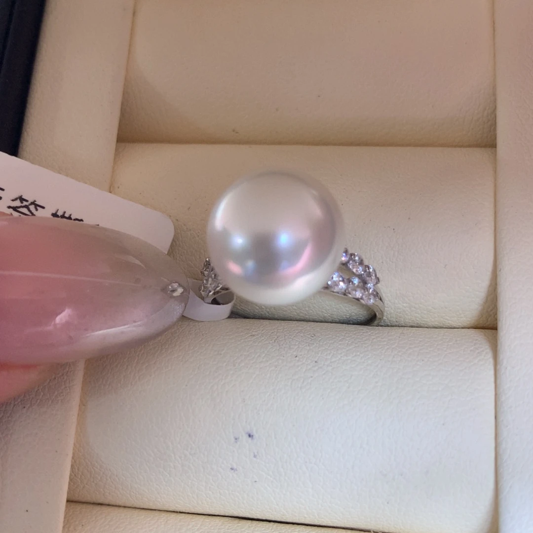 18K金镶嵌戒指海水珍珠