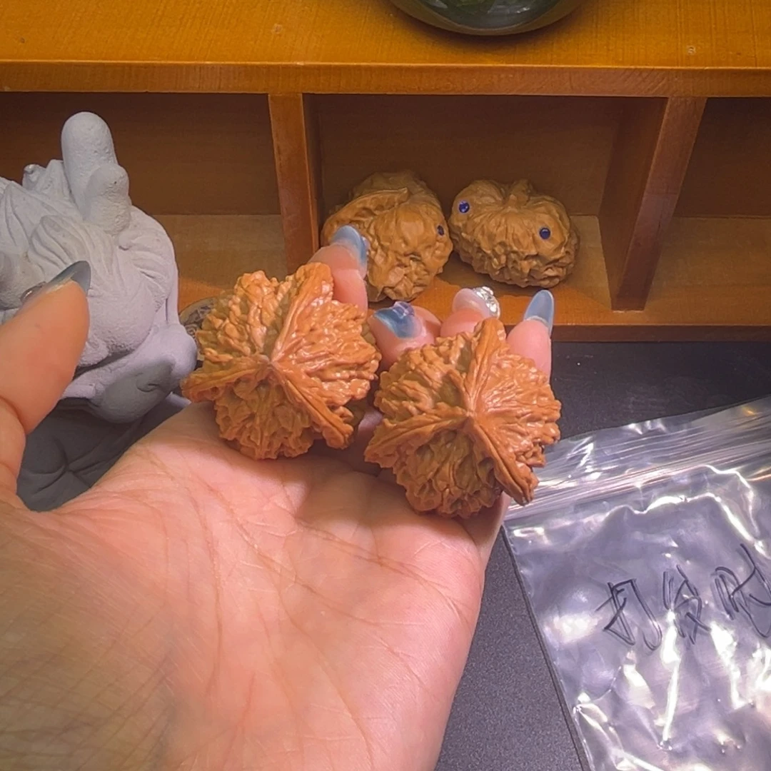 打***方吊坠文玩核桃盘山三棱