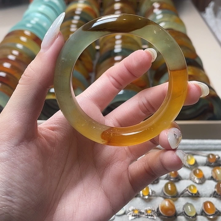 蛇纹石玉未镶嵌手镯52.4