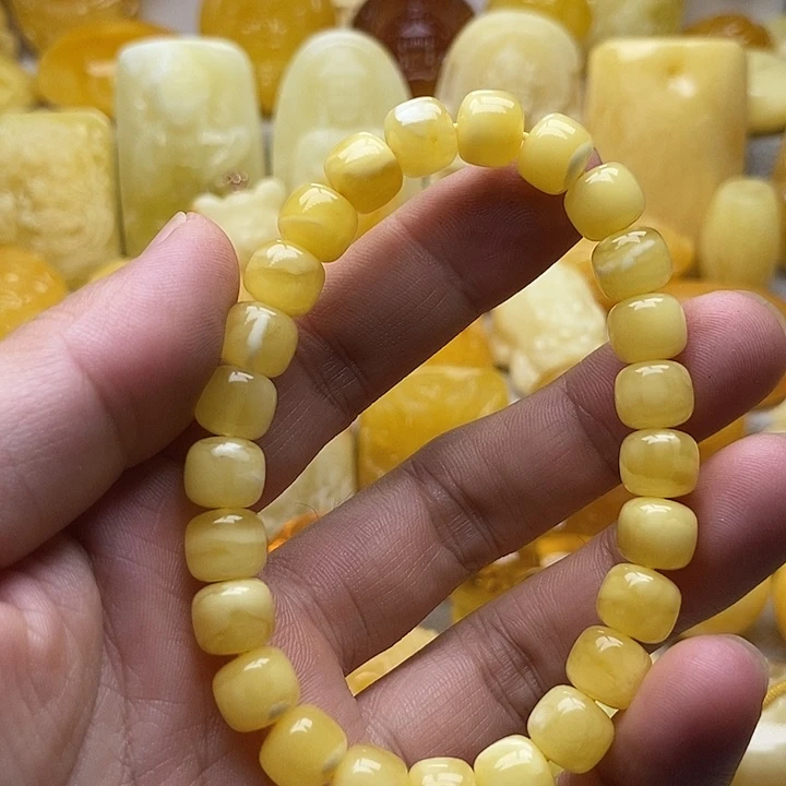 琥珀颈饰未镶嵌琥珀蜜蜡