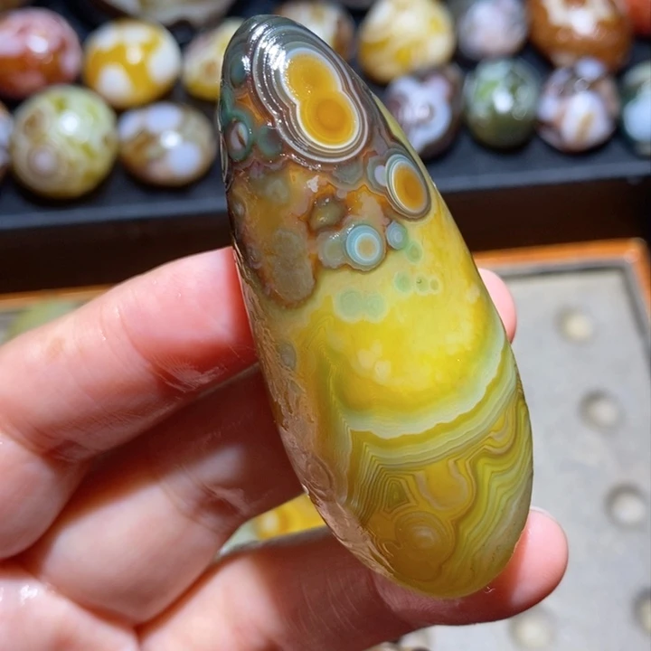 未镶嵌玛瑙/玉髓珠宝半成品42