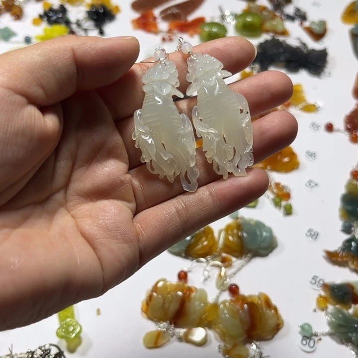 合金蛇纹石玉耳饰