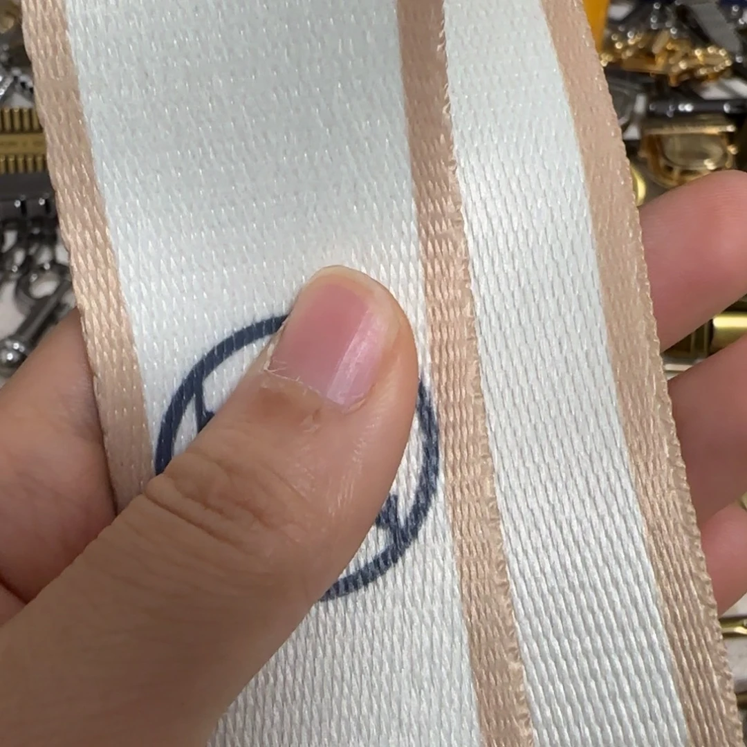 3.8宽驴肩带10元5米