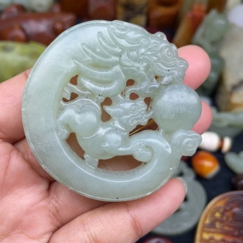 蛇纹石玉未镶嵌颈饰68