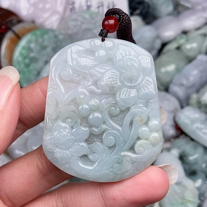 颈饰未镶嵌翡翠翡翠