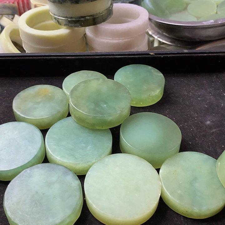 老***Z蛇纹石玉未镶嵌手镯