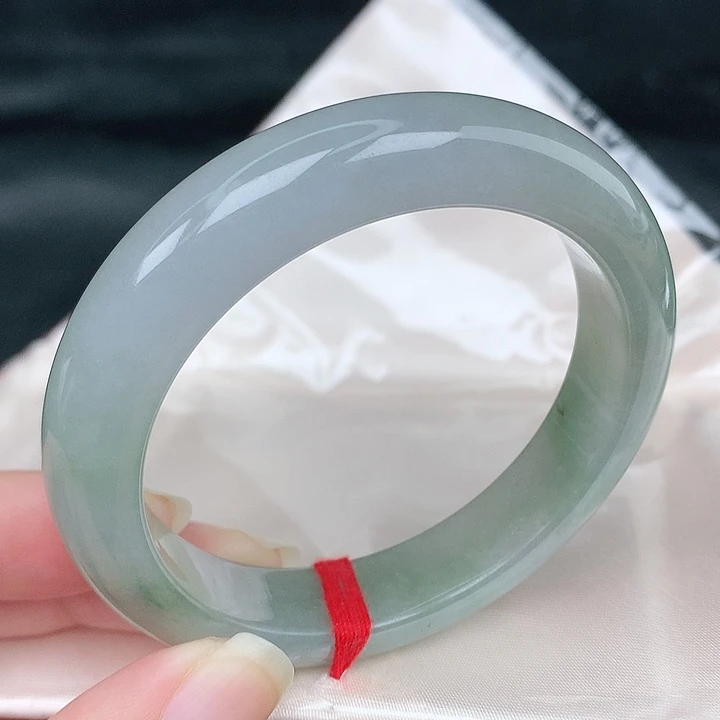 未镶嵌手镯翡翠天然