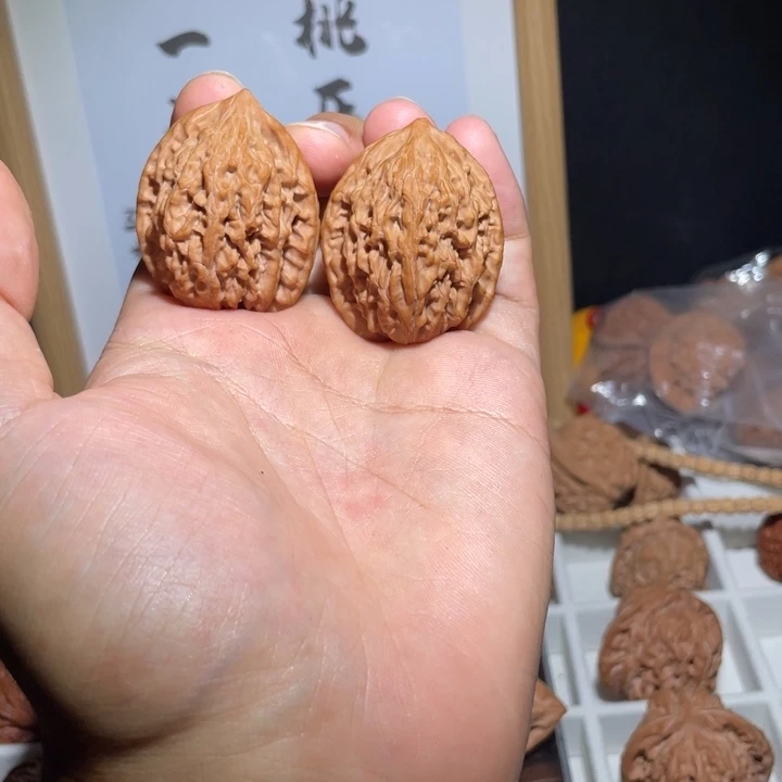 核桃文玩核桃太行鸡心