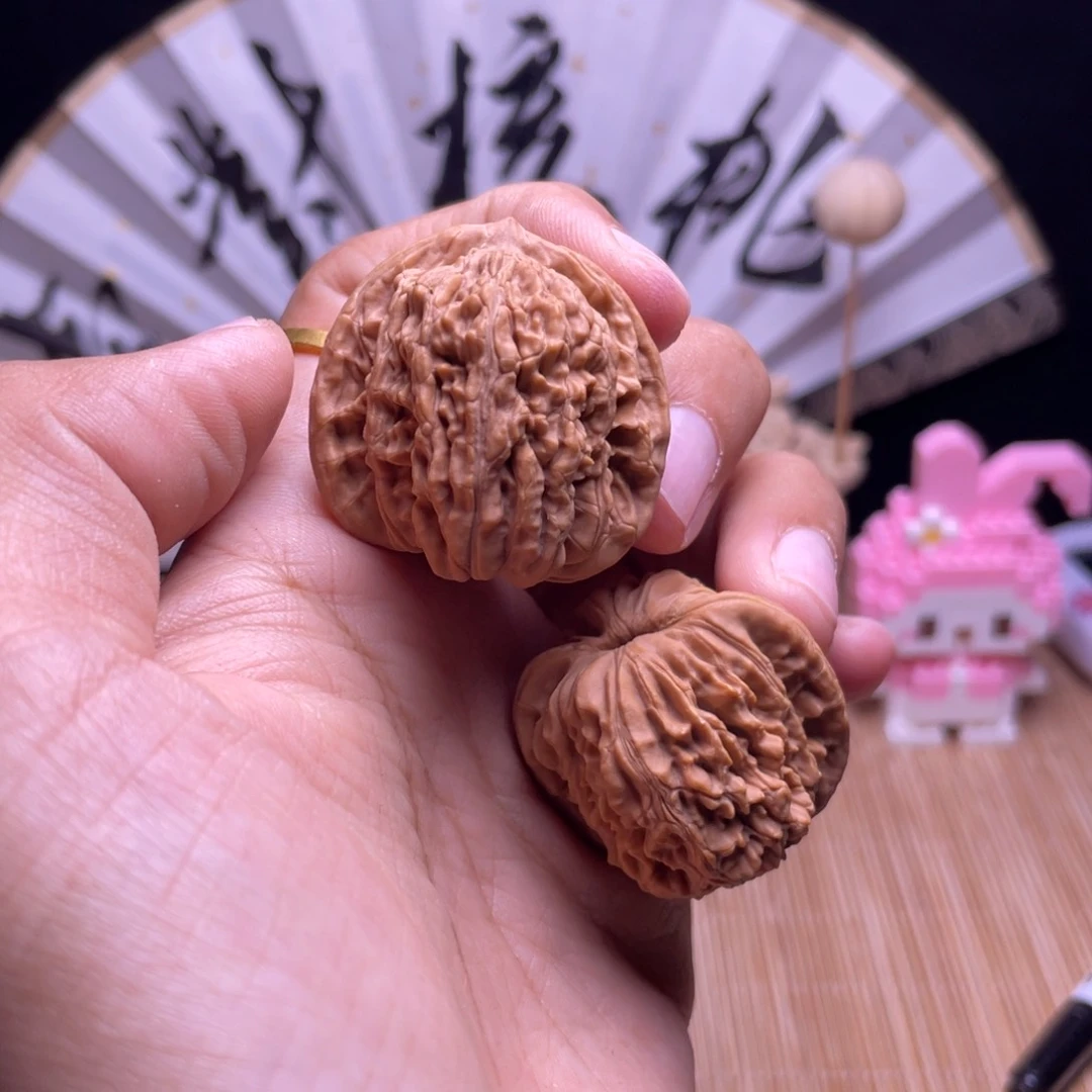 两万赞福利 四座楼一对