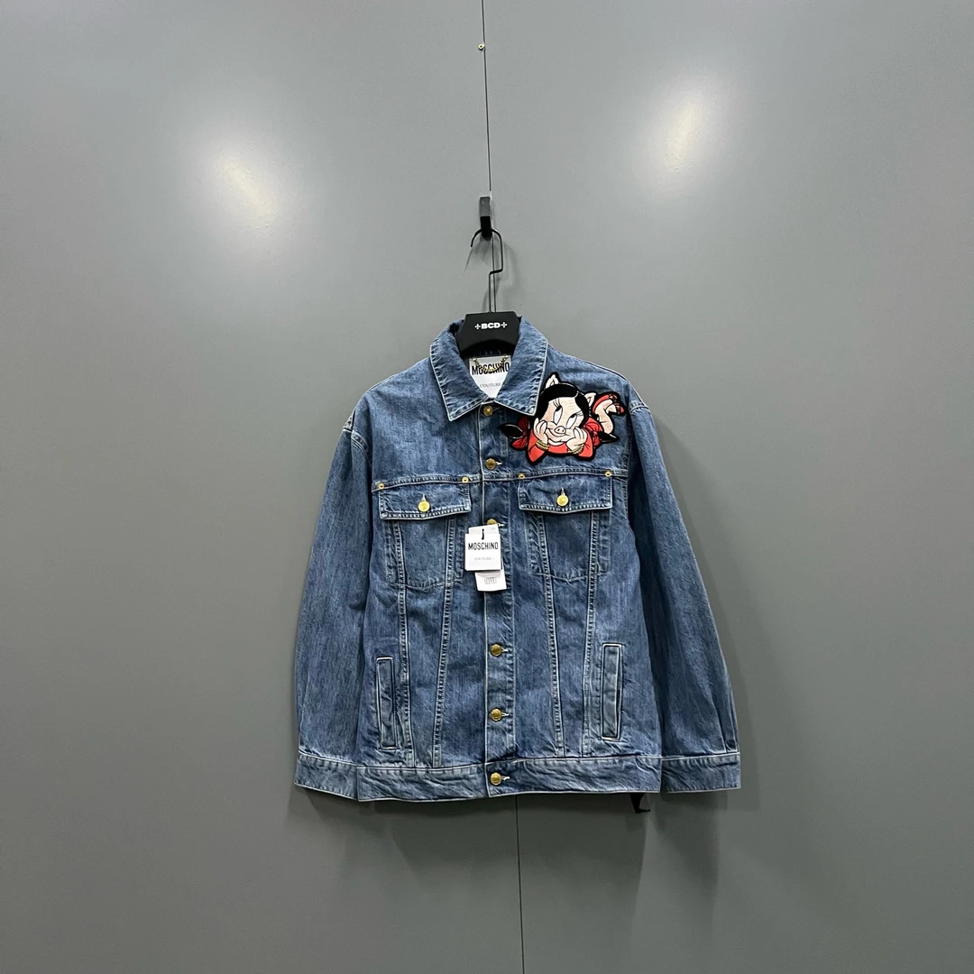 95新 Moschino/莫斯奇诺 jp926 102299  图案刺绣牛仔外套 38码