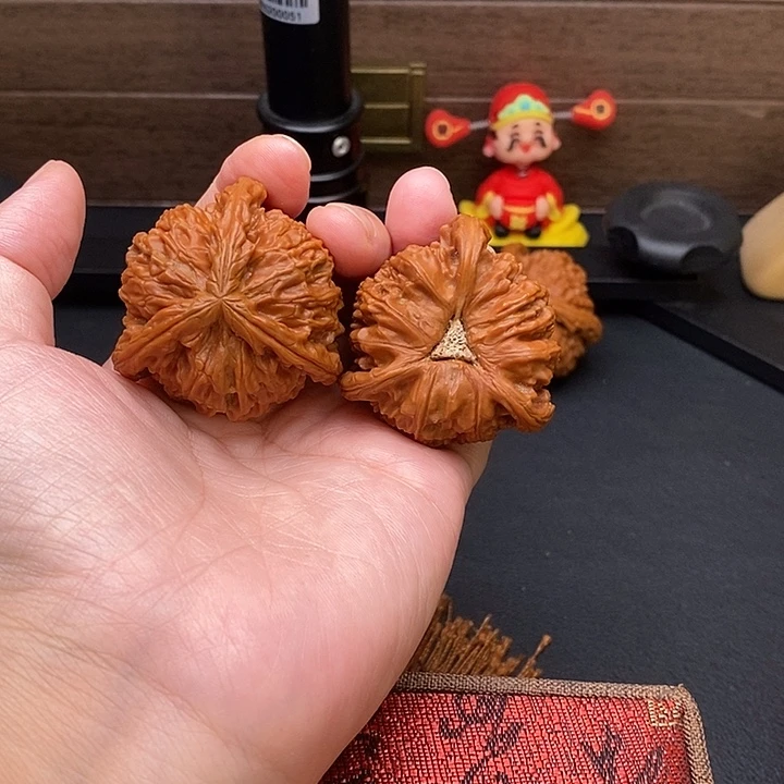 茶***界把件文玩核桃白奔