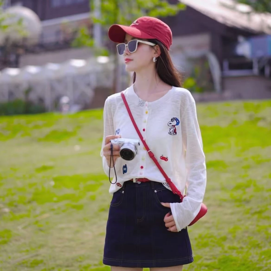 【彩扣小狗】新款卡通时尚刺绣彩色单排扣薄款针织衫ZZ1234