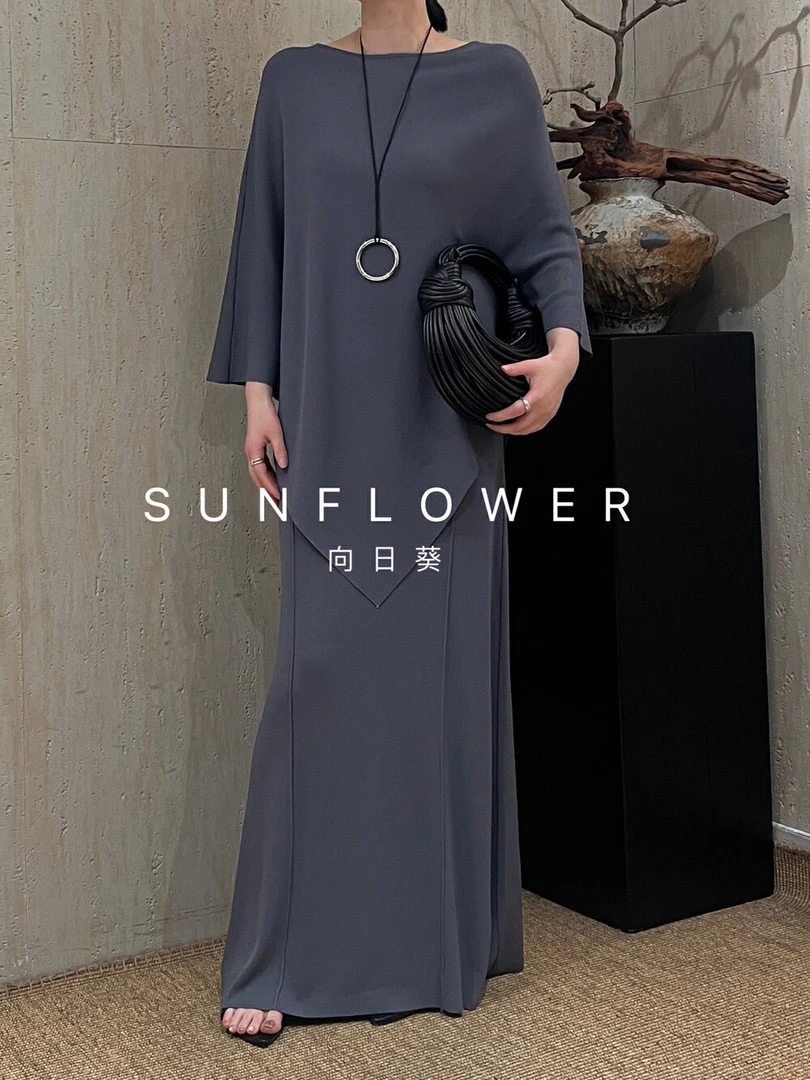 她的故事极简风气质款曲珠弹力套装