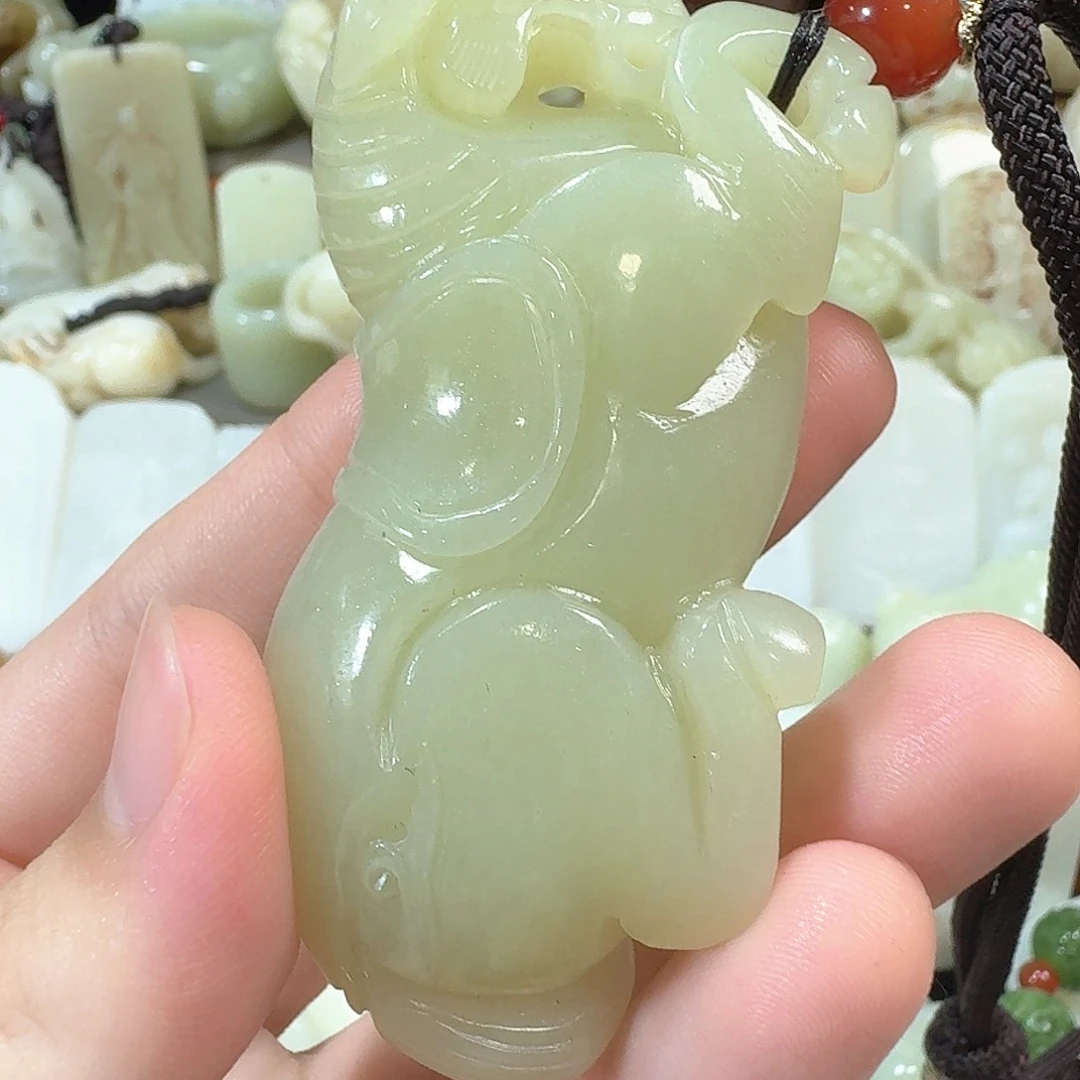 未镶嵌和田玉挂件