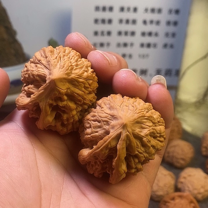 J***生吊坠文玩核桃全品无修蝴蝶谷