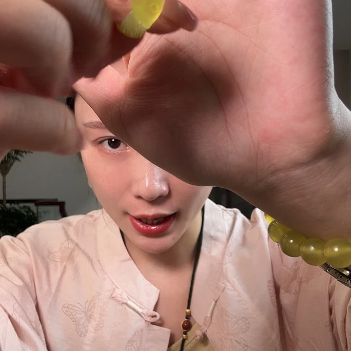 Y***i蛇纹石玉未镶嵌颈饰