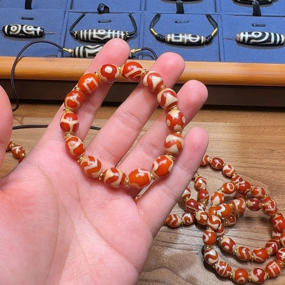 红色多宝达洛手串