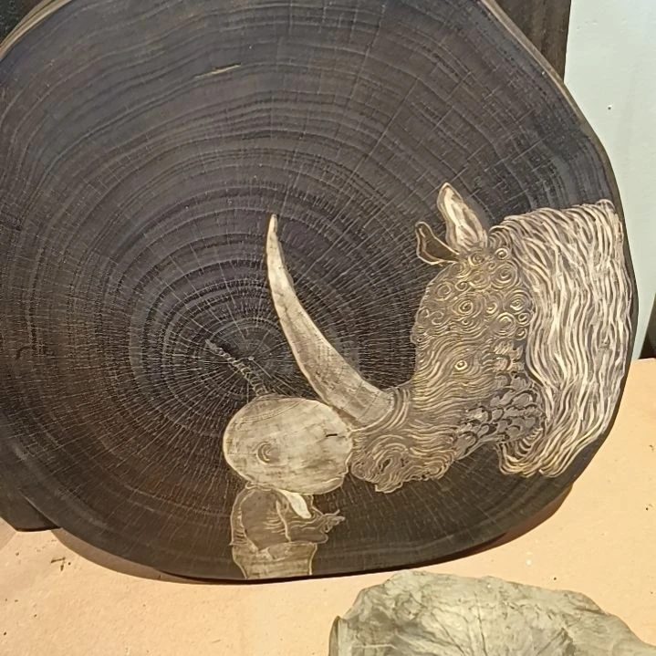 楠木银杏木心有灵犀挂画