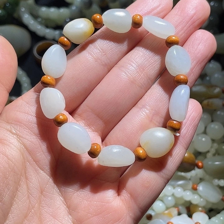 未镶嵌手链和田玉【**】