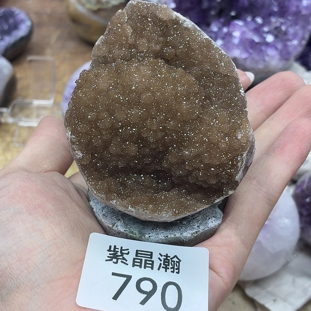 未镶嵌水晶大型摆件（非配饰）