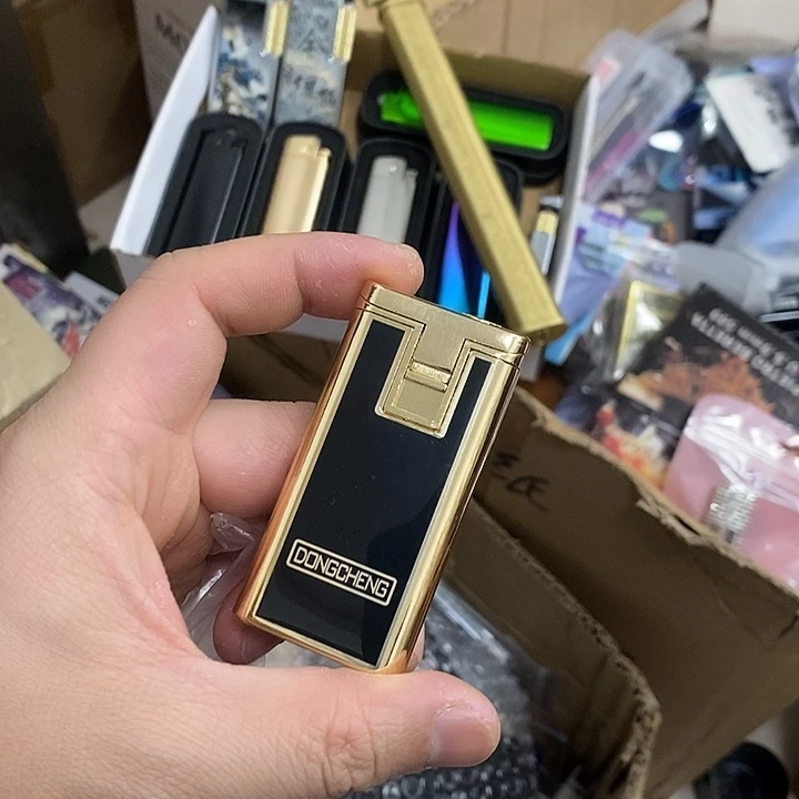 小***察明铬充气打火机充气打火机