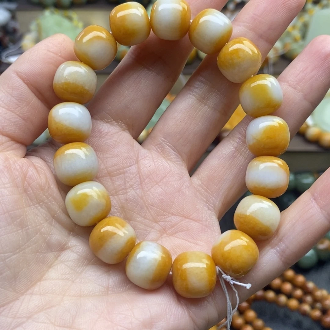 透闪石质玉未镶嵌手串