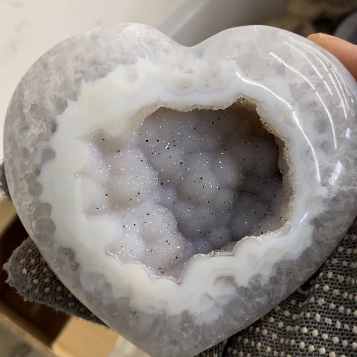 未镶嵌紫晶珠宝半成品