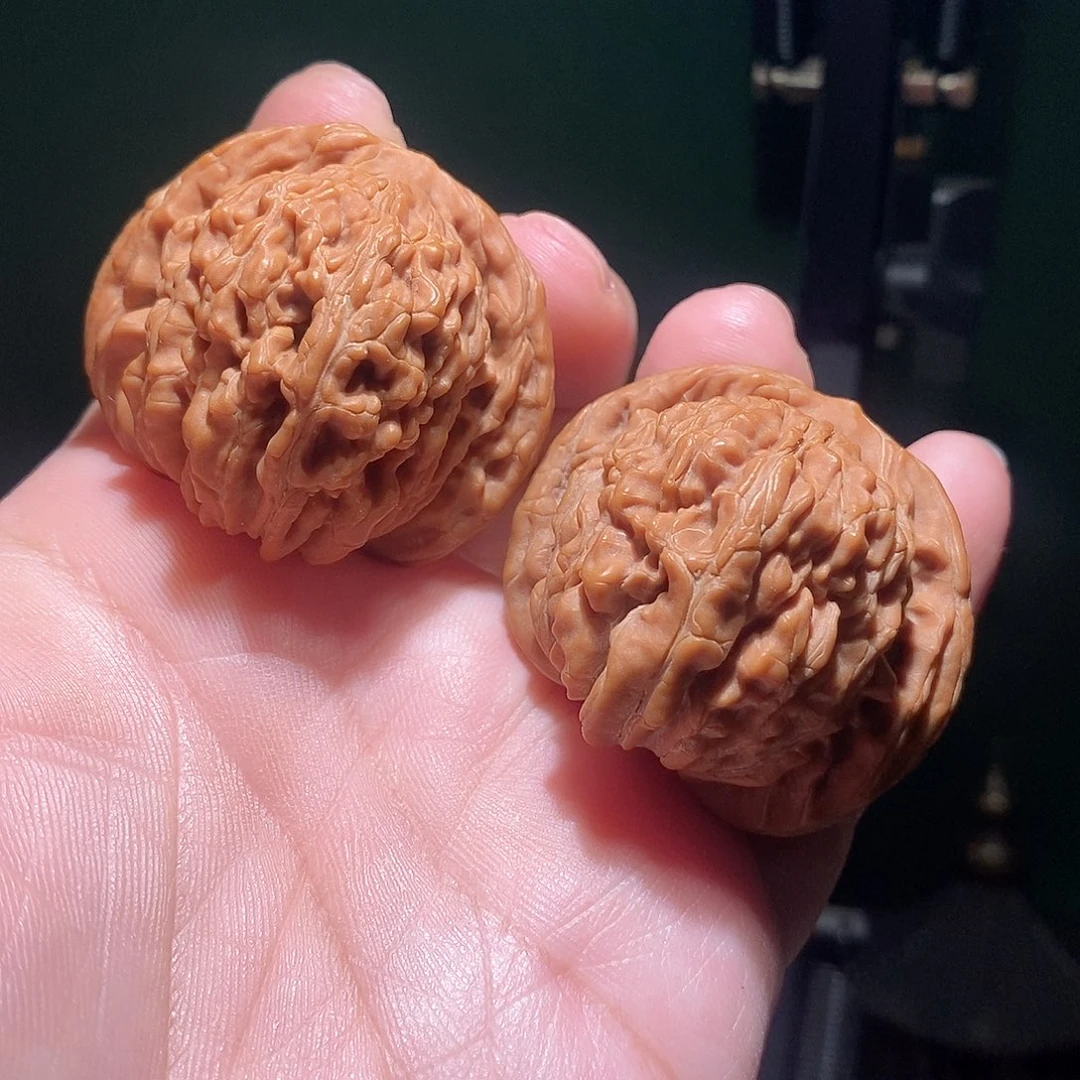 文玩核桃把件43.5四座楼全品