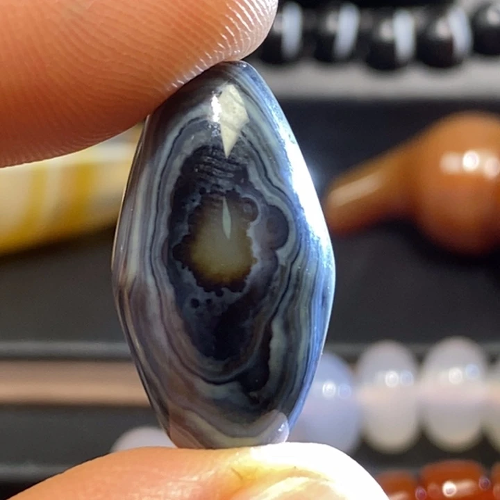 玛瑙/玉髓未镶嵌挂件