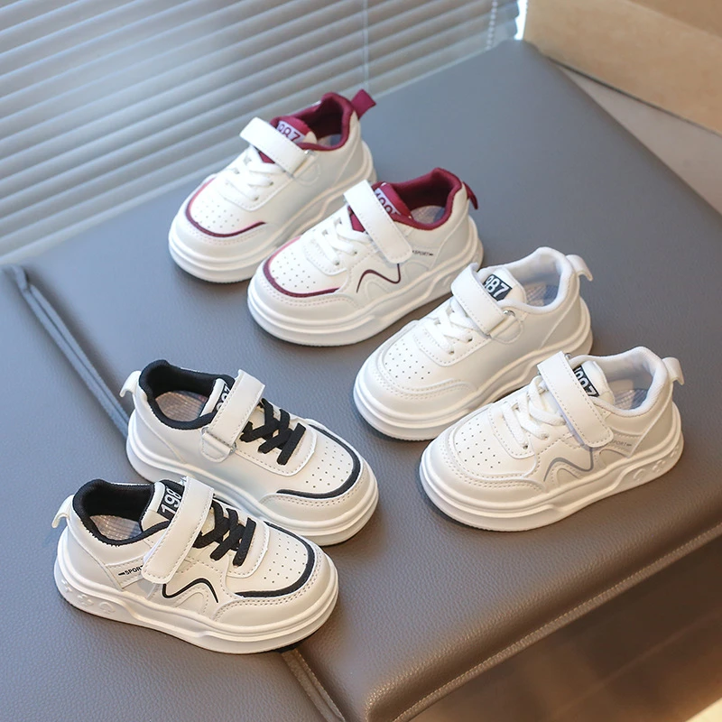 春季运动鞋新款男童休闲板鞋女童1-3岁软底学步鞋宝宝小白鞋儿童