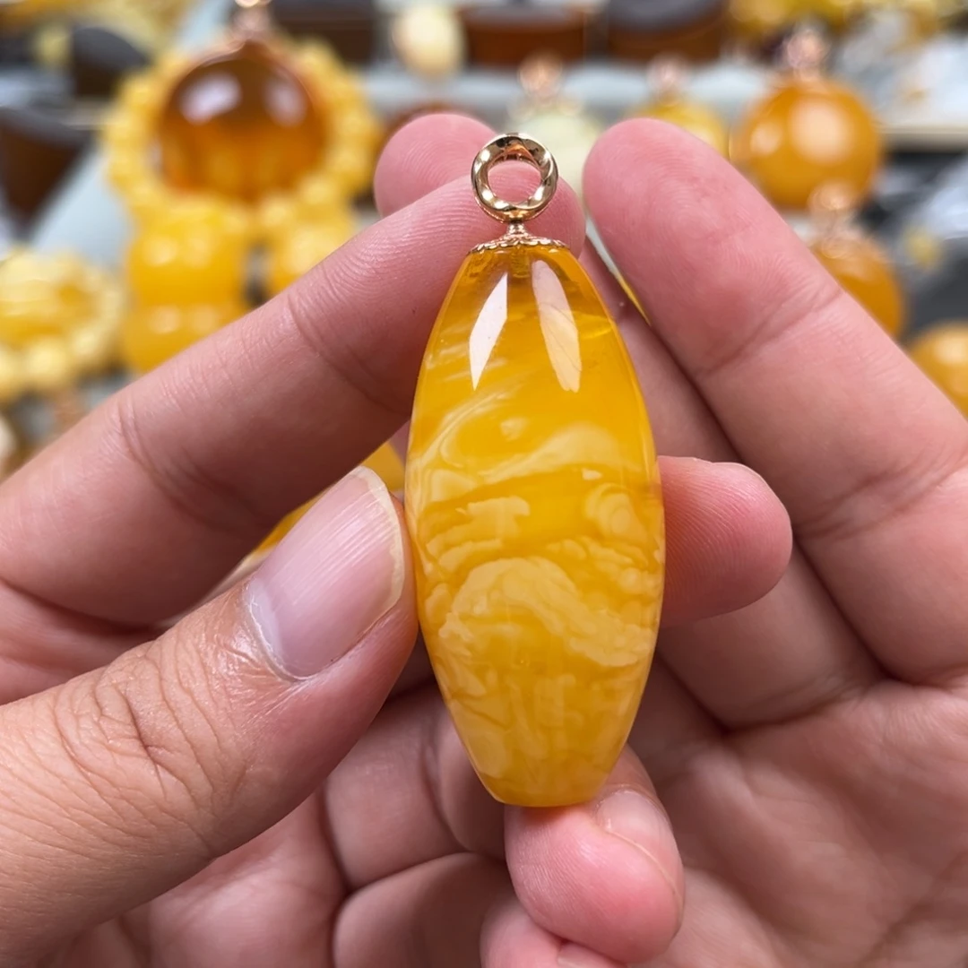 蜜蜡18K金镶嵌珠宝奇石