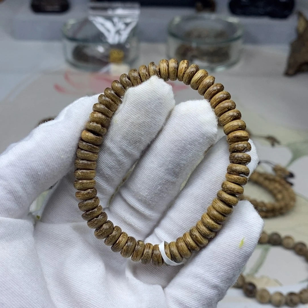 沉香碎屑沉香菩萨（西马）单算盘 随机